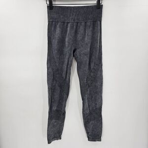 Victoria's Secret PINK medium seamless leggings gray acidwash black gym workout